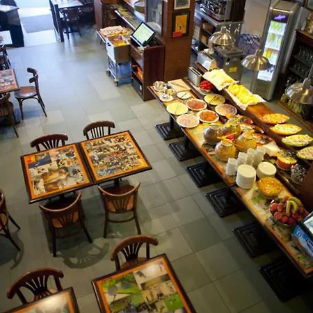 Hotel Subur