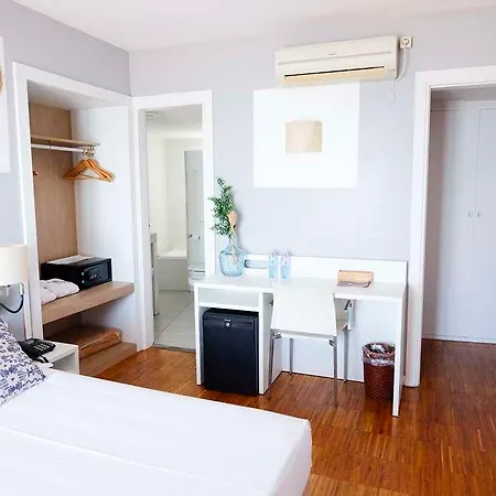 Hotel Subur 3*