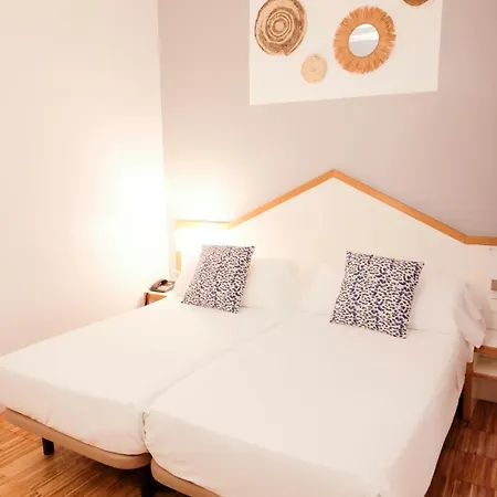 Subur Hotel 3*