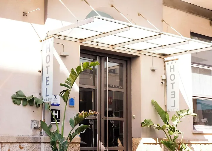 Subur מלון 3*